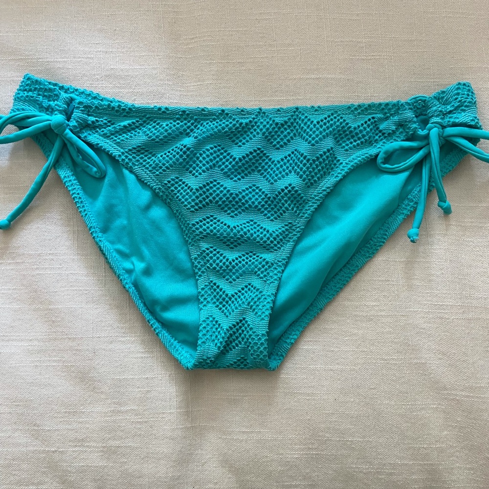 Roxy Juniors Making Waves Flounce Bikini - image 4